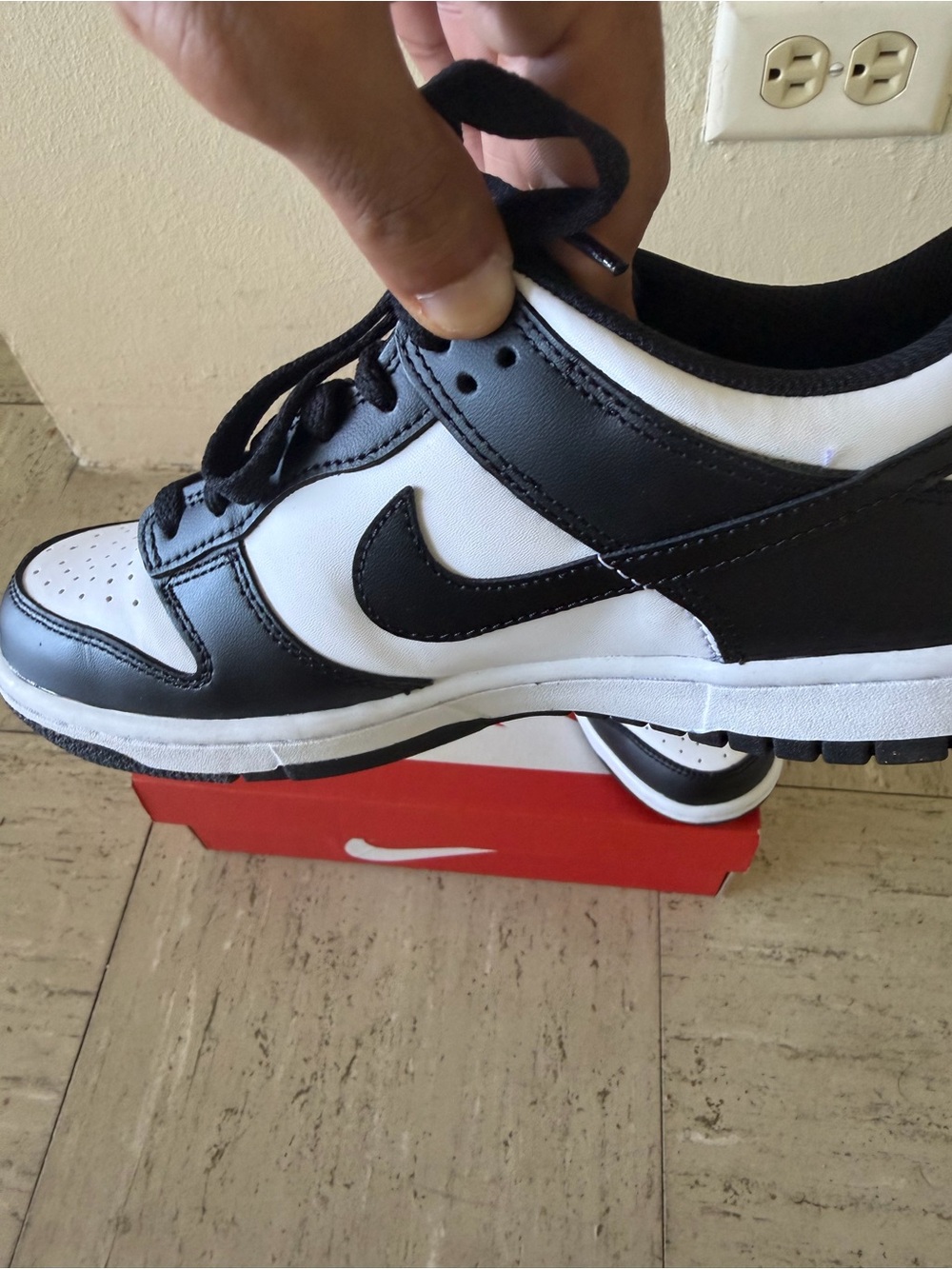 Nike Dunk Low ‘Pandas’ White/Black - Picture 5 of 8